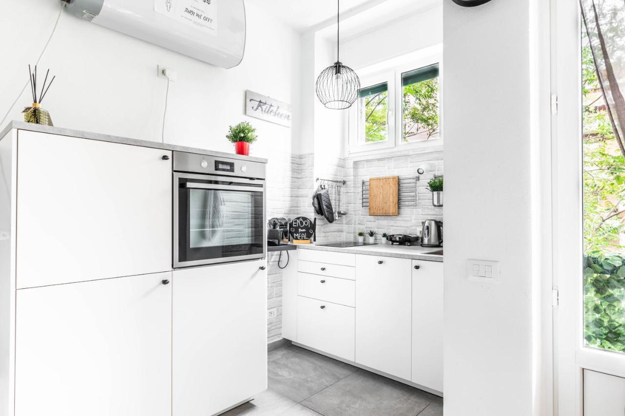 شقة Eden House Sansiro-Duomo Netflix & Design ميلان المظهر الخارجي الصورة
